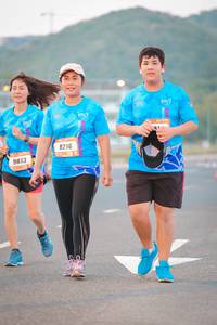 BIB: 8216, 9813
                            <button type="button" onclick="openModal(3388668)" class="btn btn-primary btn-sm float-right btn-popup" data-toggle="modal" data-target=".modal-high-quality">
                        <i class="fas fa-shopping-cart"></i> Add to Cart
                    </button>
                                            <button type="button" onclick="isThisMe(3388668, true)" class="btn btn-success btn-sm float-right btn-popup btn-isme hidden" data-toggle="tooltip" data-placement="bottom" title="นี่คือรูปของคุณใช่ไหม คลิกที่นี่เพื่อเอาเข้าอัลบั้ม">
                        <i class="fas fa-plus"></i> Add to album
                    </button>
                    <button type="button" onclick="isThisMe(3388668, false)" class="btn btn-warning btn-sm float-right btn-popup btn-isnotme hidden">
                        <i class="fas fa-ban"></i> Remove from album
                    </button>